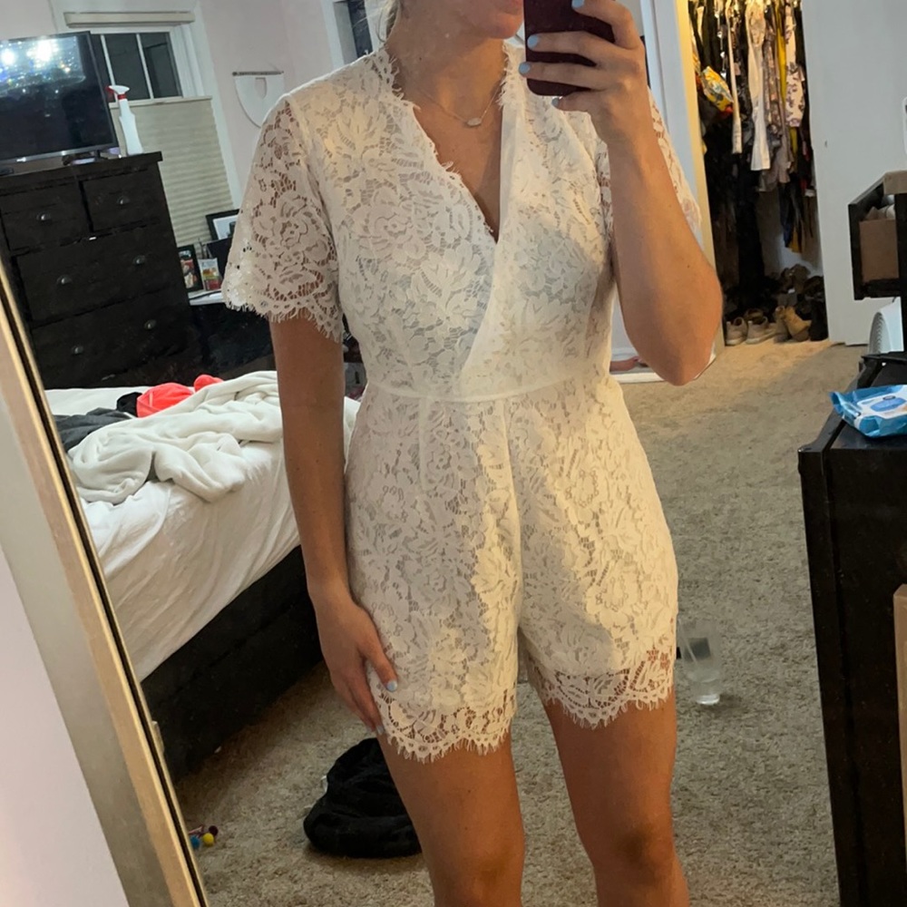 NWT baragoos white laced romper